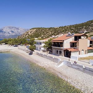 Amfilissos Hotel
